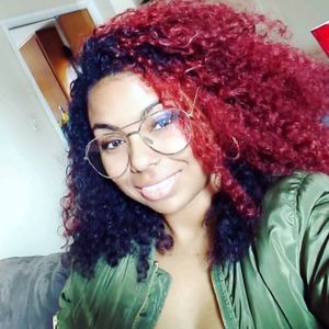 Meet your Posher, Brianna